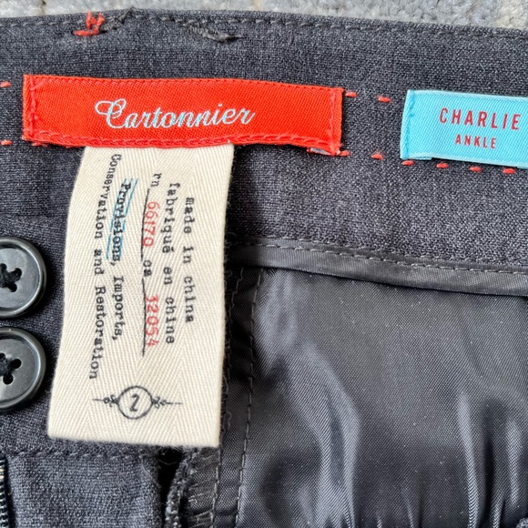 Gray pants by Anthropologie Size 2 - Picture 2 of 6